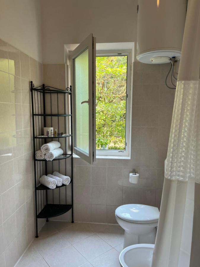 Villa Claudia Beach Apartment Premantura Eksteriør billede