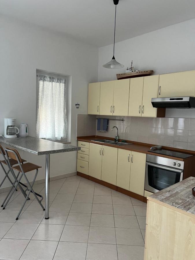 Villa Claudia Beach Apartment Premantura Eksteriør billede