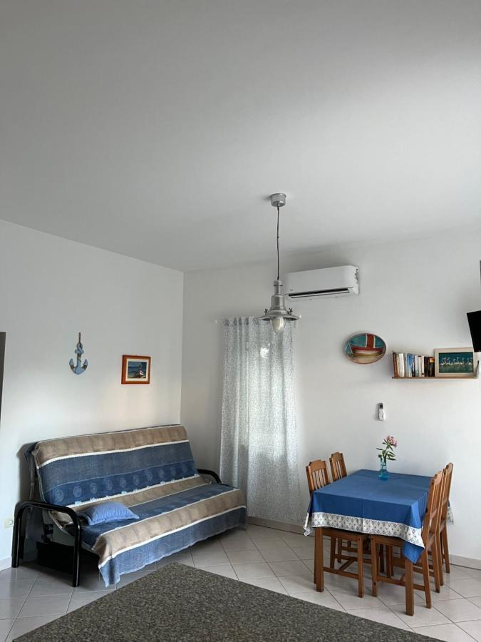 Villa Claudia Beach Apartment Premantura Eksteriør billede